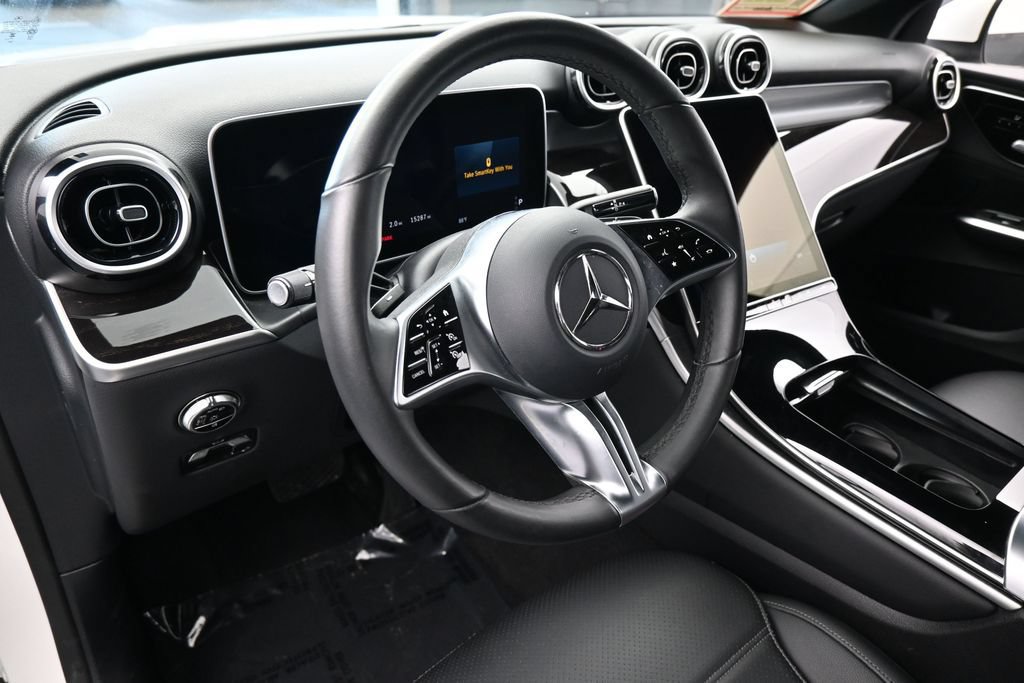 Used 2026 Mercedes-Benz GLC 300 image 11