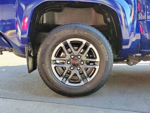 Used 2024 Toyota Tacoma TRD Sport w/ TRD Sport Premium Package image 5