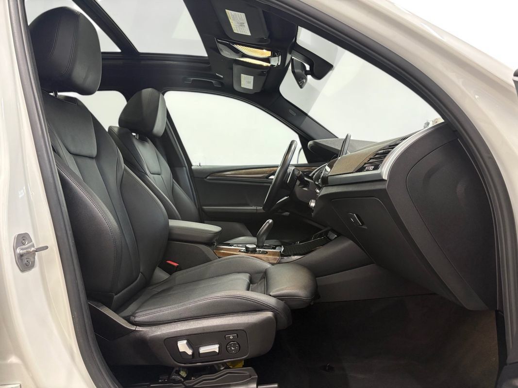 Used 2018 BMW X3 xDrive30i AWD/4WD image 14