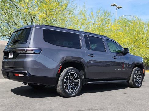 New 2026 Jeep Grand Wagoneer L 4WD w/ Premium Group I image 14
