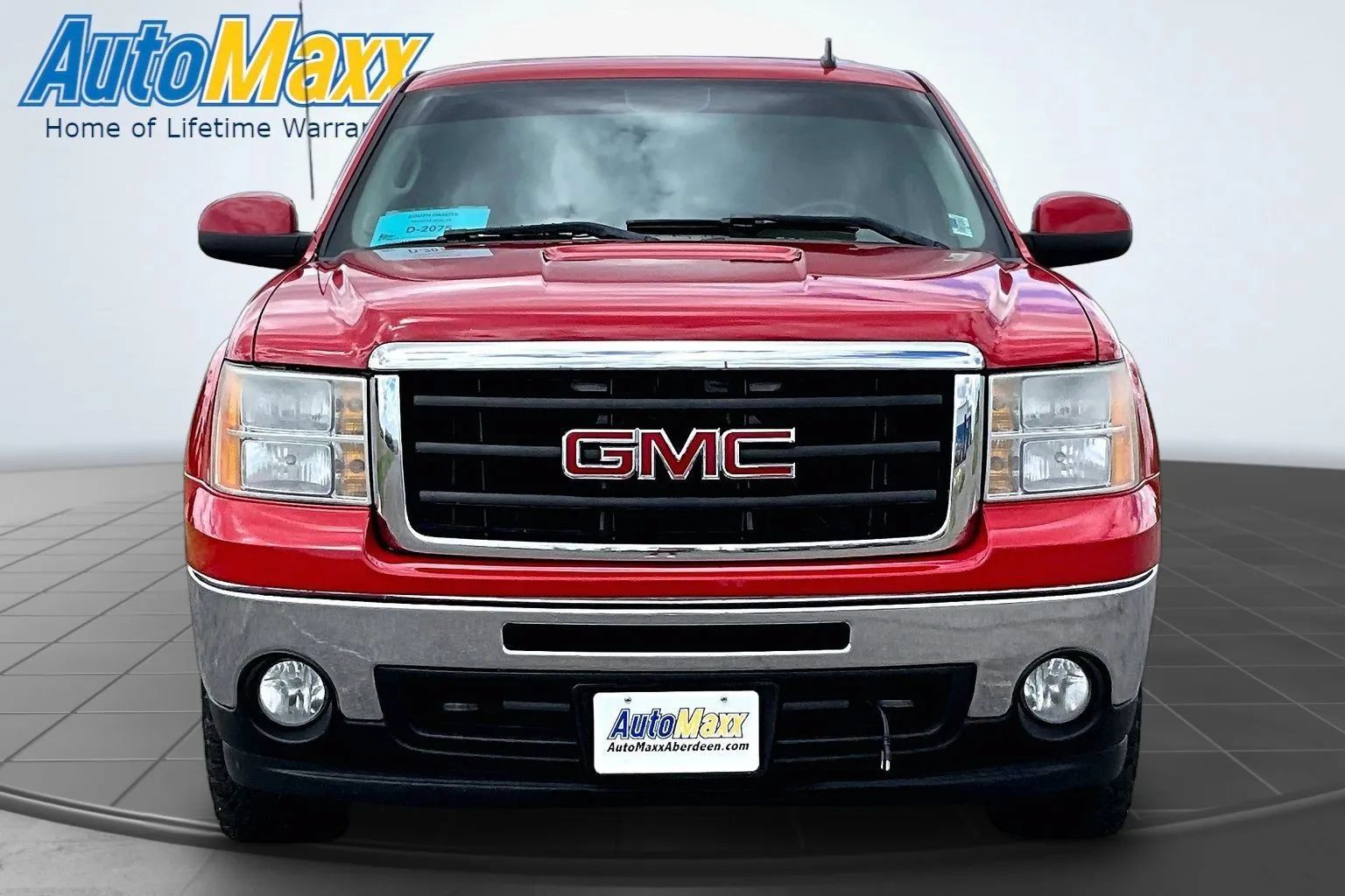 Used 2011 GMC Sierra 1500 SLT w/ SLT Convenience Package AWD/4WD image 2