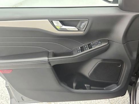 Used 2021 Ford Escape SE w/ Convenience Package image 33