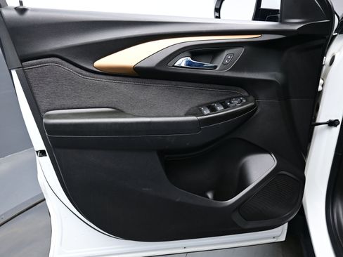 Used 2023 Chevrolet TrailBlazer ACTIV image 10