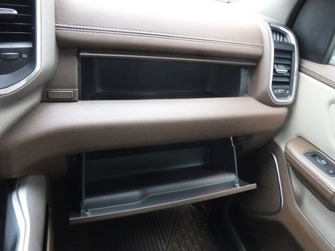 Certified 2022 RAM 1500 Laramie image 45