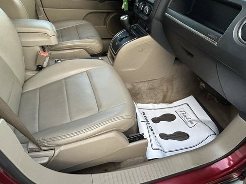 Used 2015 Jeep Patriot Limited w/ Sun/Sound Group AWD/4WD image 12
