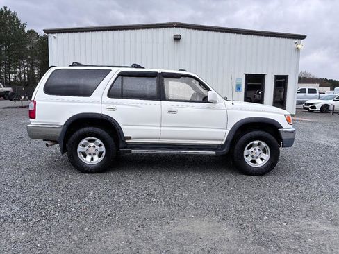 Used 1998 Toyota 4Runner SR5 AWD/4WD image 4