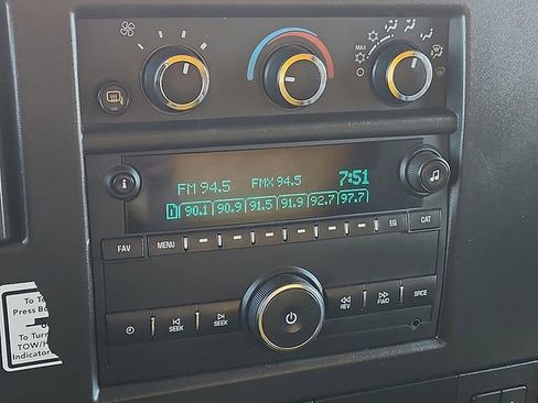 Used 2021 GMC Savana 3500 Extended w/ Power Convenience Package image 17