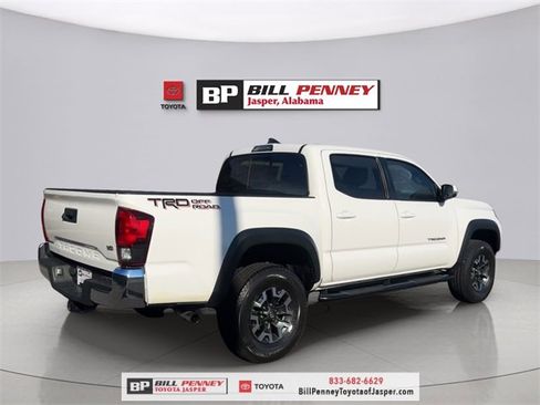 Used 2019 Toyota Tacoma TRD Off-Road image 5