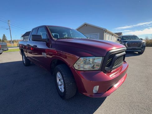Used 2019 RAM 1500 Express AWD/4WD image 2