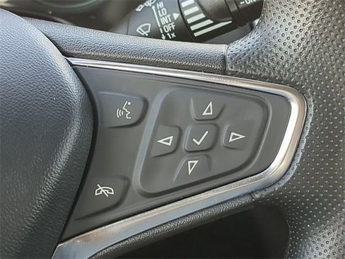 Used 2023 Chevrolet Equinox LT image 29