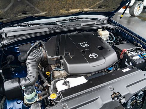 Used 2006 Toyota 4Runner SR5 image 26