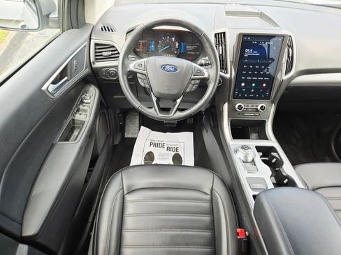 Used 2021 Ford Edge SEL w/ Convenience Package AWD/4WD image 11