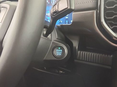 New 2025 Ford Ranger Lariat w/ FX4 Off-Road Package image 24