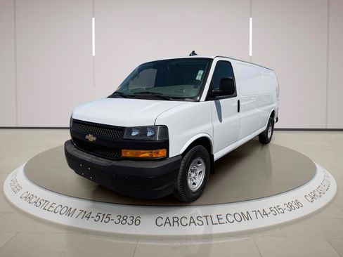 Used 2019 Chevrolet Express 3500 Extended w/ Driver Convenience Package RWD image 1