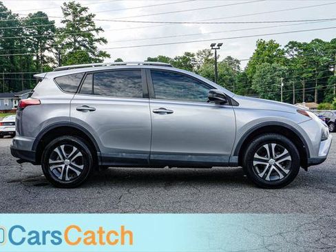 Used 2016 Toyota RAV4 LE FWD image 15