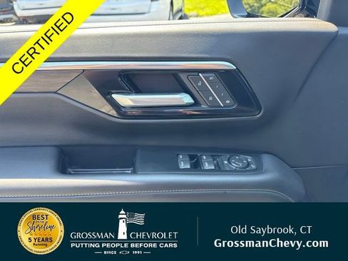 Used 2025 Chevrolet Tahoe LT AWD/4WD image 10