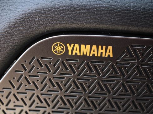 New 2025 Mitsubishi Outlander SE image 15