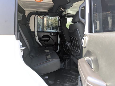 Used 2021 Jeep Gladiator Mojave w/ LED Lighting Group AWD/4WD image 33