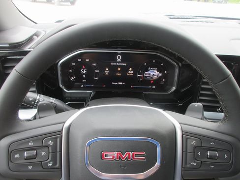 New 2026 GMC Sierra 1500 Elevation image 18