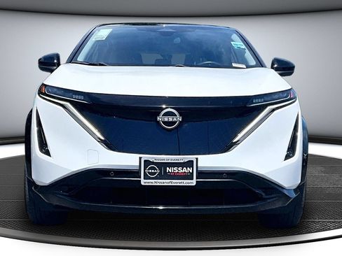 Used 2023 Nissan Ariya FWD image 2