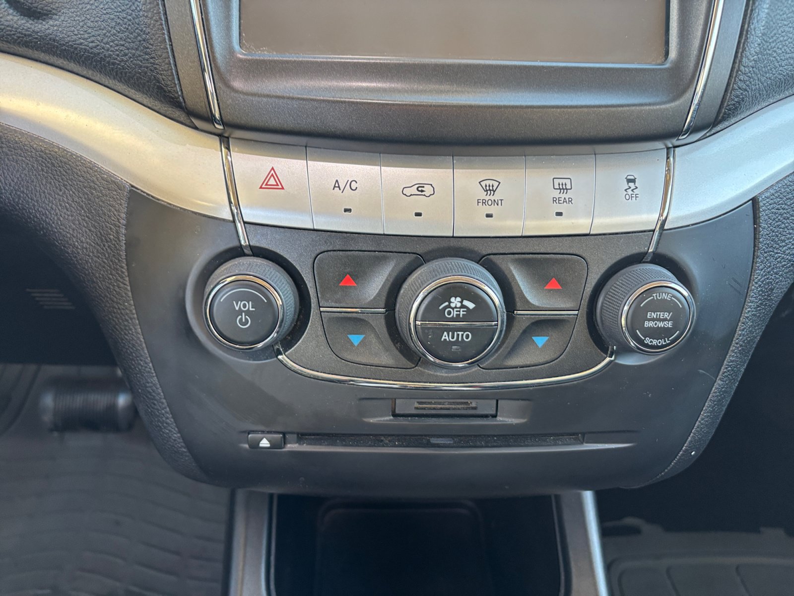 Used 2017 Dodge Journey GT AWD/4WD image 17