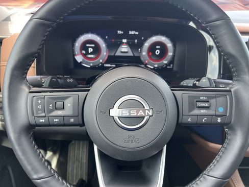 Certified 2024 Nissan Pathfinder Platinum w/ Lighting Package (N92) image 25