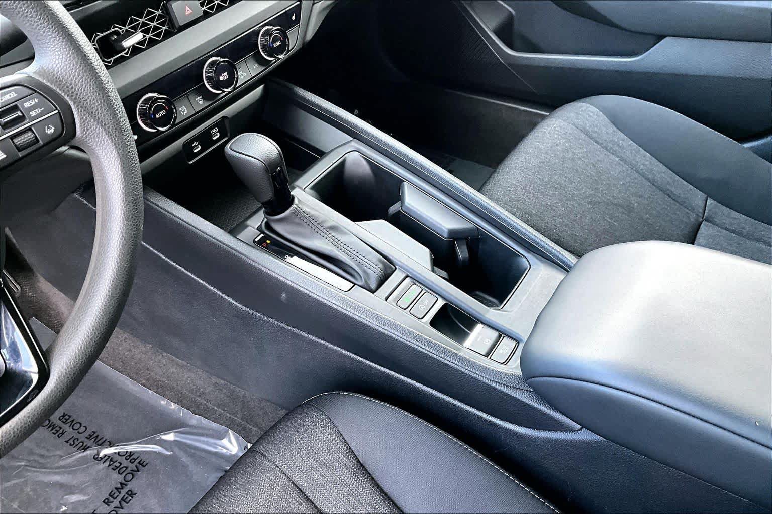 Used 2024 Honda Accord EX image 16