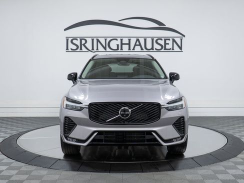 New 2026 Volvo XC60 B5 Plus w/ Climate Package AWD/4WD image 2