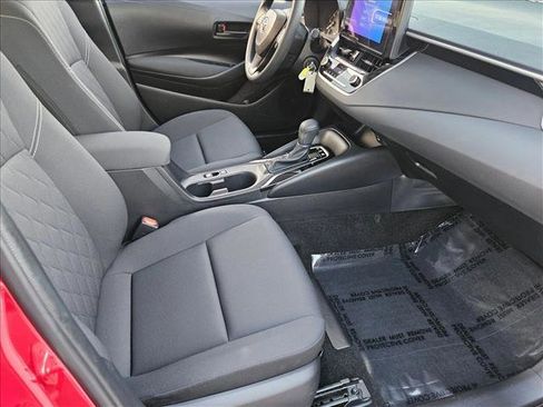 Used 2025 Toyota Corolla LE image 19