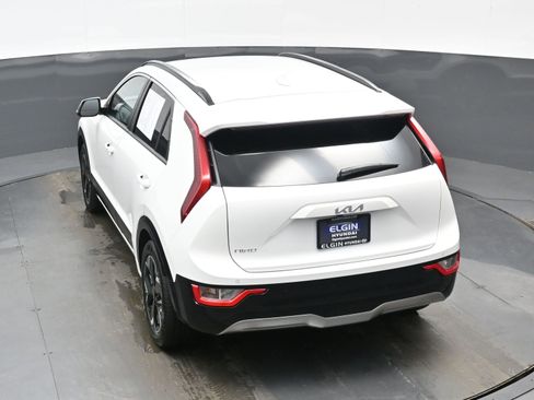 Used 2023 Kia Niro Wind w/ Wind Preserve Package image 37