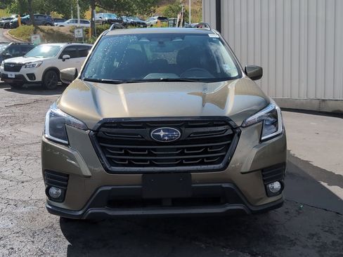 Certified 2022 Subaru Forester Premium w/ Popular Package #1 image 2