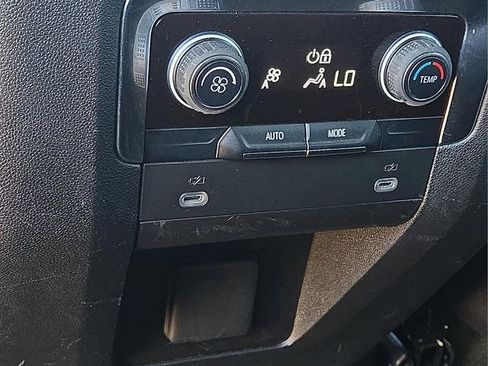 Used 2024 Chevrolet Tahoe LT image 18