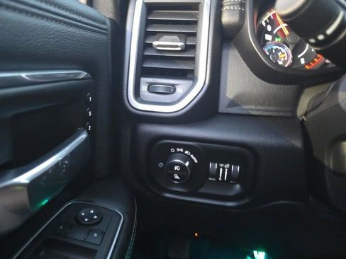 Used 2022 RAM 3500 Laramie image 21