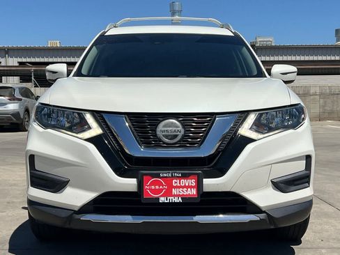 Used 2019 Nissan Rogue SV FWD image 11