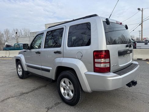 Used 2010 Jeep Liberty Sport w/ Popular Equipment Group image 10