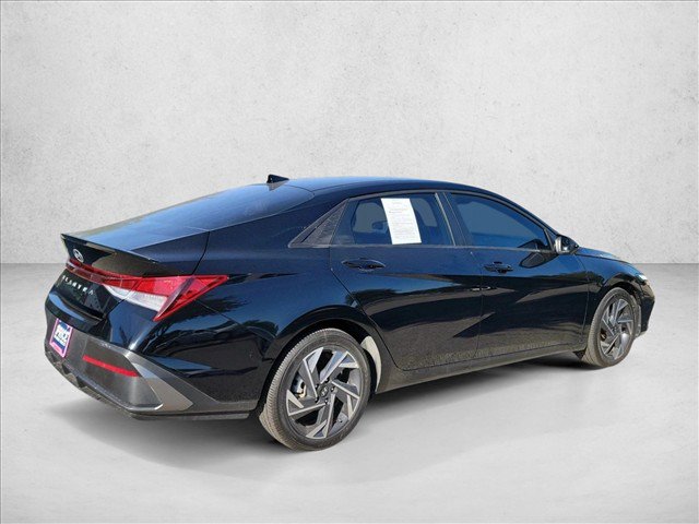 Used 2025 Hyundai Elantra Sport w/ Cargo Package FWD image 5