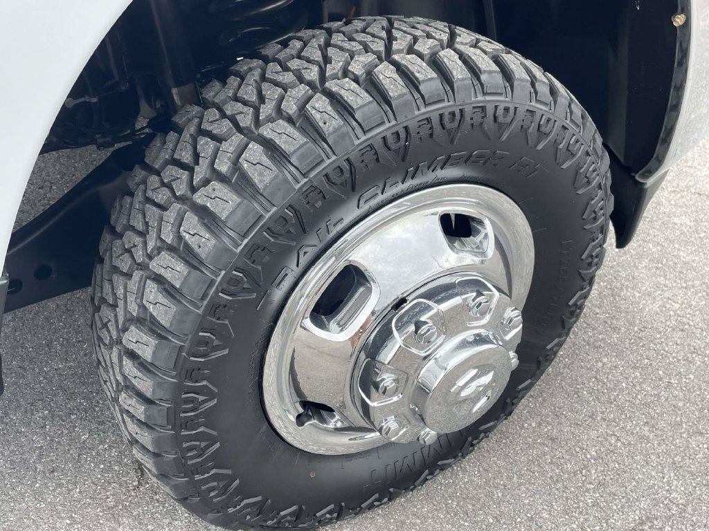 Used 2022 RAM 3500 Tradesman AWD/4WD image 32