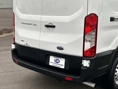 Used 2023 Ford Transit 250 148 High Roof AWD image 12