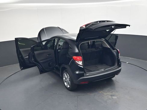 Used 2021 Honda HR-V LX image 41
