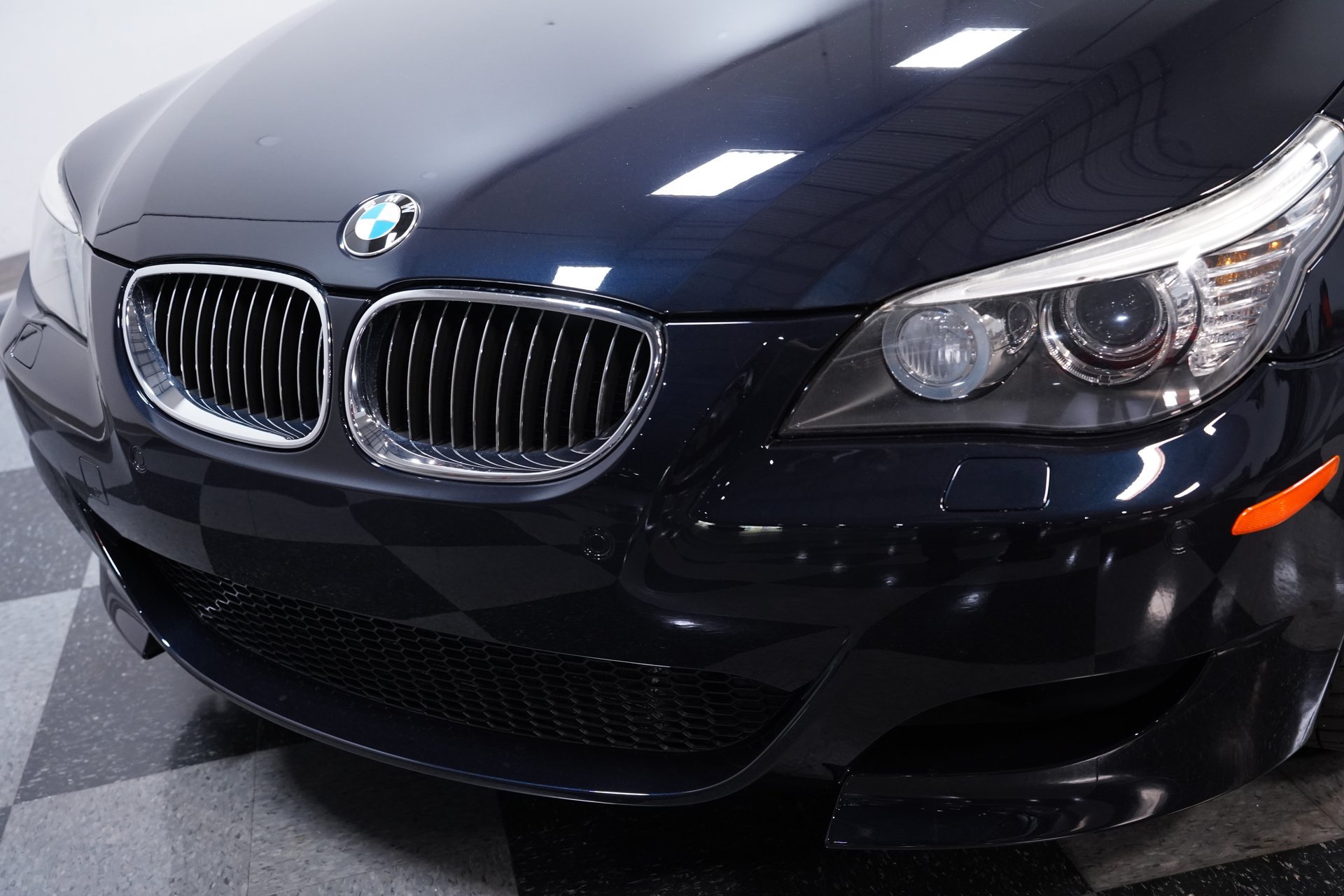 Used 2010 BMW M5 RWD image 17