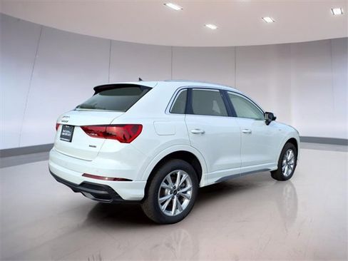 New 2025 Audi Q3 2.0T Premium image 4