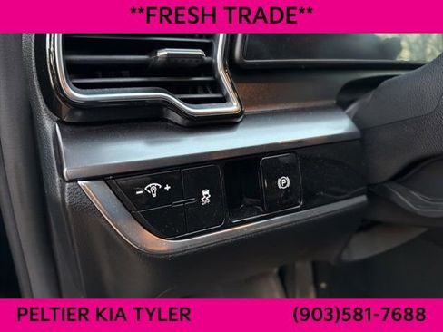 Certified 2024 Kia Sportage EX image 17