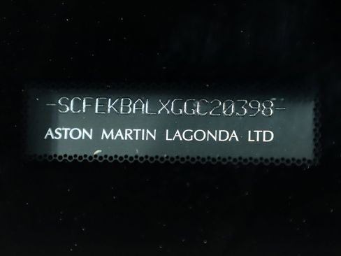 Used 2016 Aston Martin V8 Vantage GT image 13