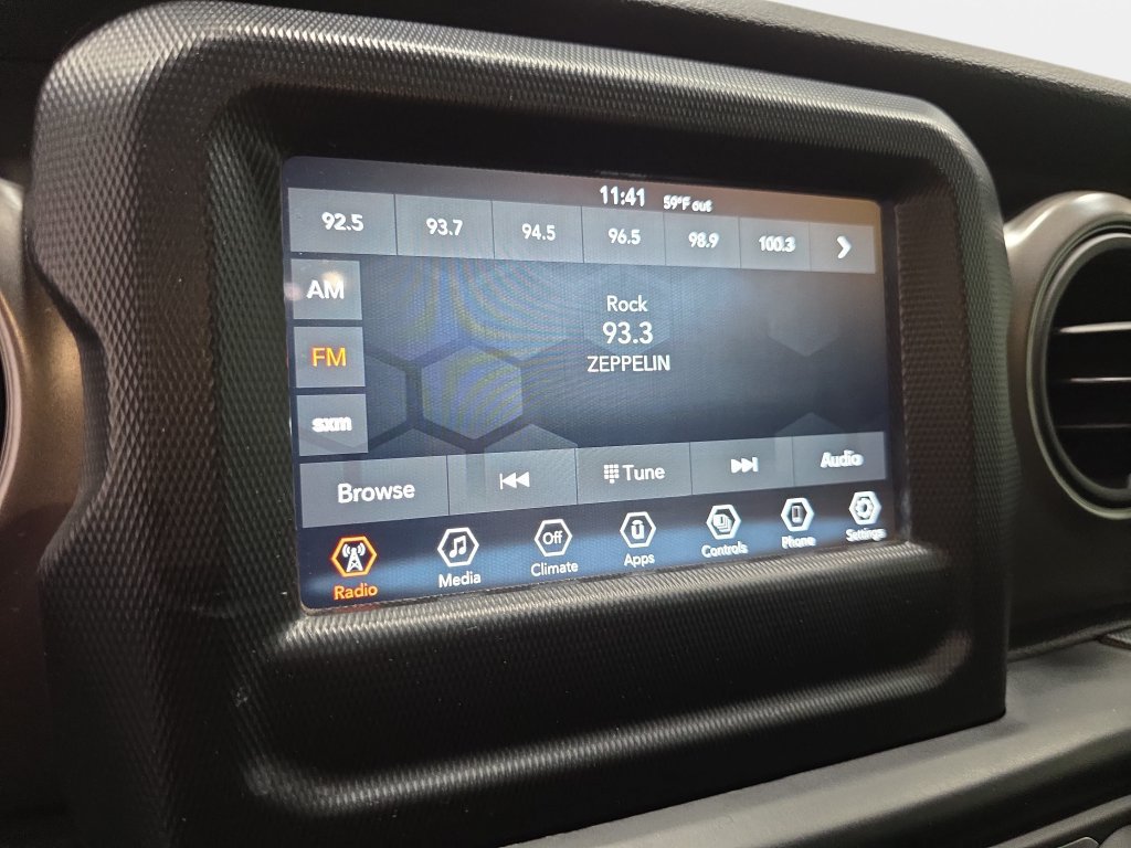 Used 2021 Jeep Wrangler Sport AWD/4WD image 18