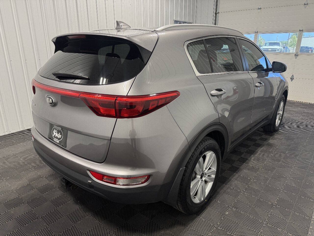 Used 2017 Kia Sportage LX w/ LX Popular Package AWD/4WD image 3