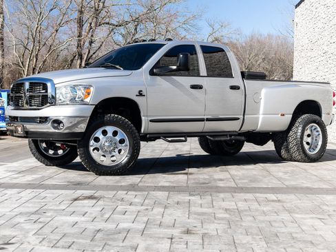 Used 2007 Dodge Ram 3500 Truck SLT w/ Quad Cab Big Horn Value Group image 5