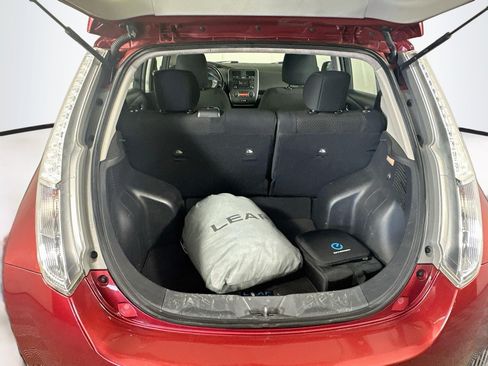 Used 2015 Nissan Leaf S w/ Charge Package FWD image 26