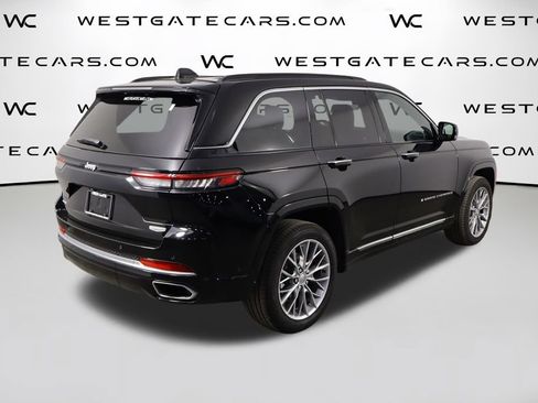 Used 2025 Jeep Grand Cherokee Summit AWD/4WD image 59