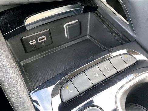 Used 2022 Buick Envision Preferred image 24