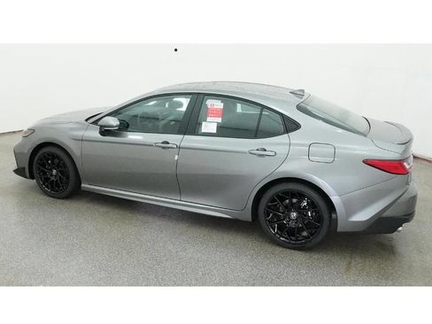 New 2026 Toyota Camry SE w/ Multimedia Upgrade Package FWD image 4